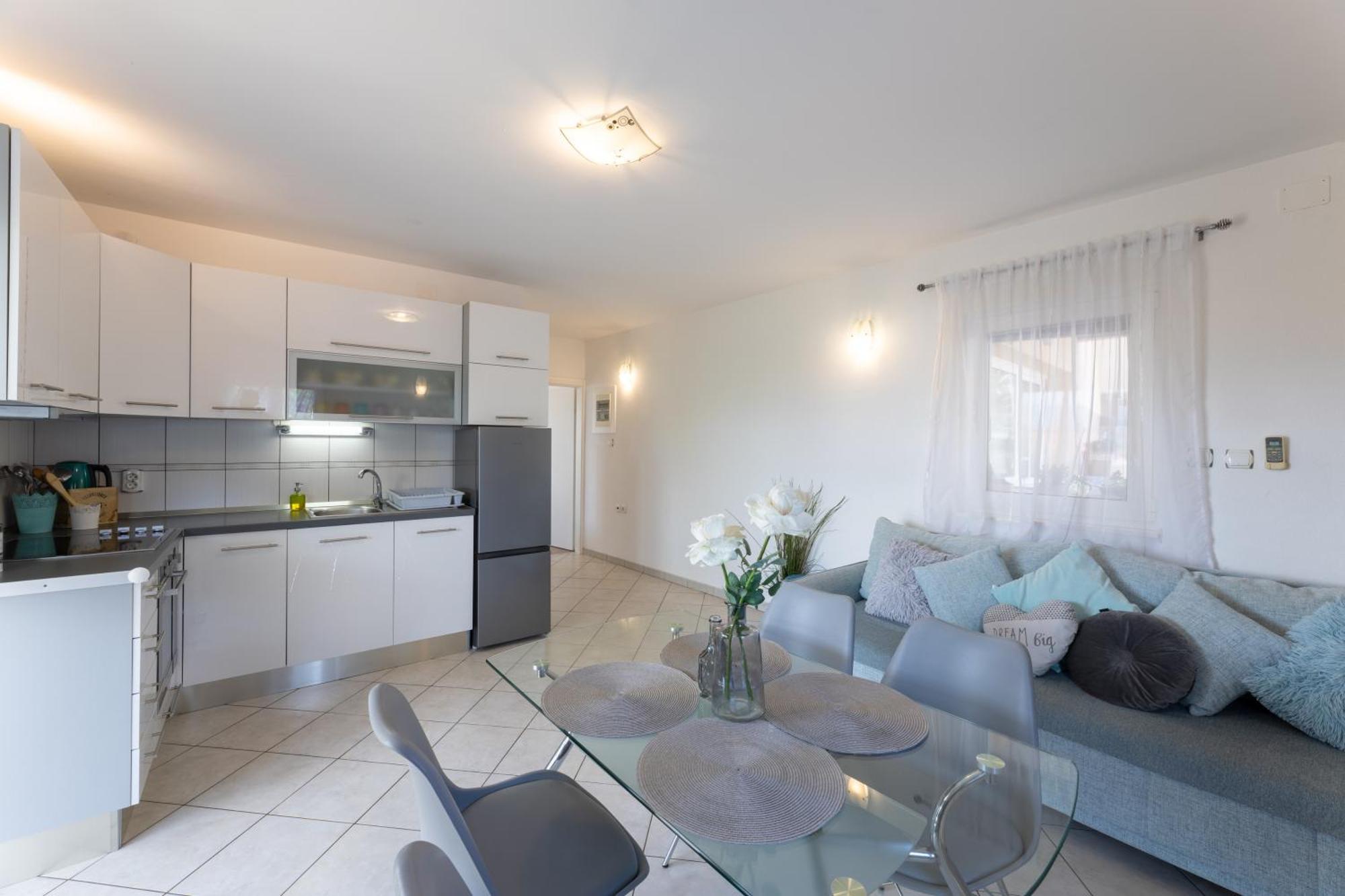 Apartments Belmat Трогір Екстер'єр фото